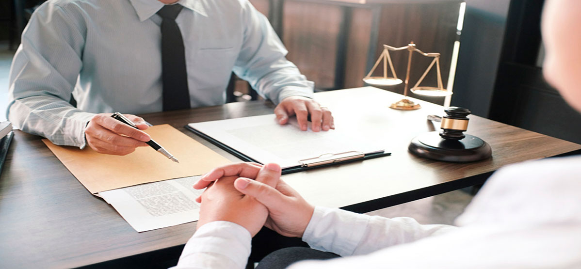 Entrei com uma ação trabalhista e não ganhei todos os pedidos. Devo pagar honorários à empresa?